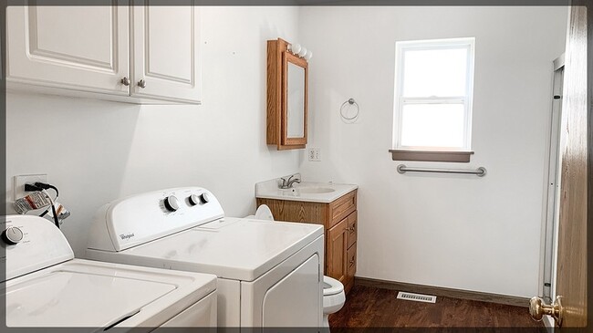 Building Photo - 1334 Mc Cameron Ave