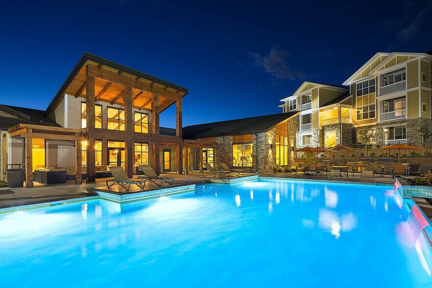 Primary Photo - Ascent 430