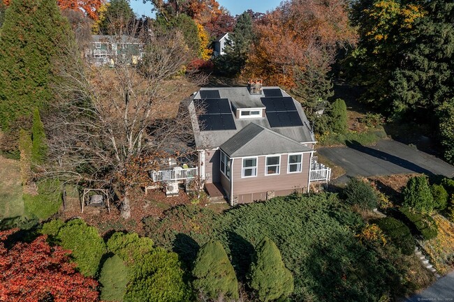 Building Photo - 5 Windmill Rd