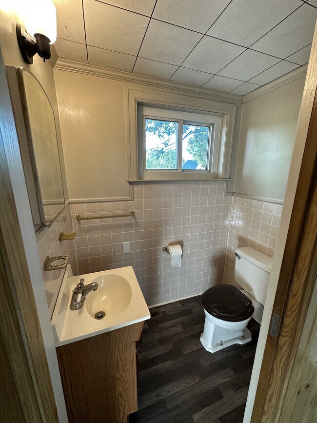 Building Photo - 229 Pee Dee