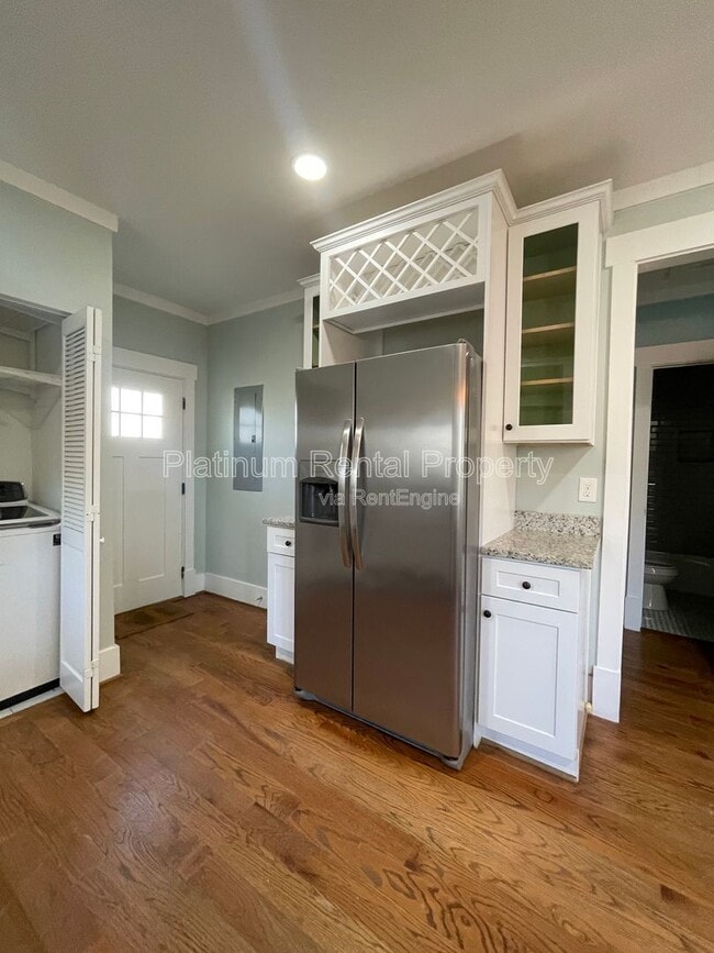 Building Photo - 301 Fletcher St SW