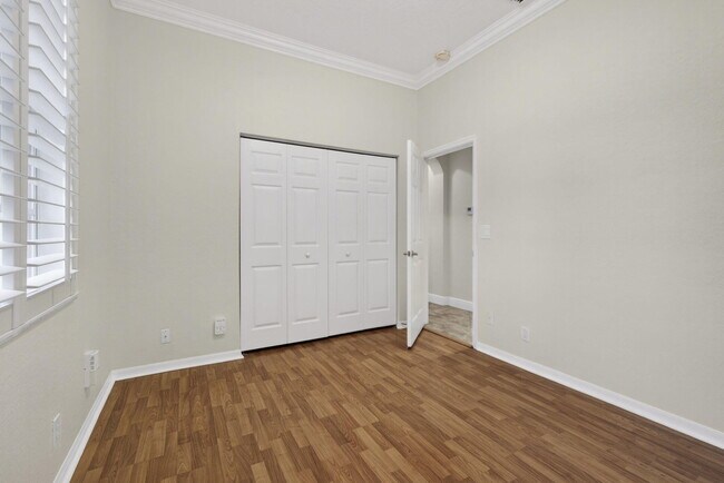 Building Photo - 2675 Pyes Harbour