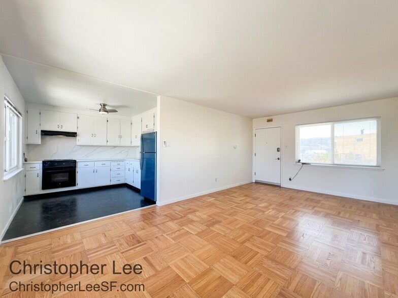 Building Photo - 331 Campbell Ave