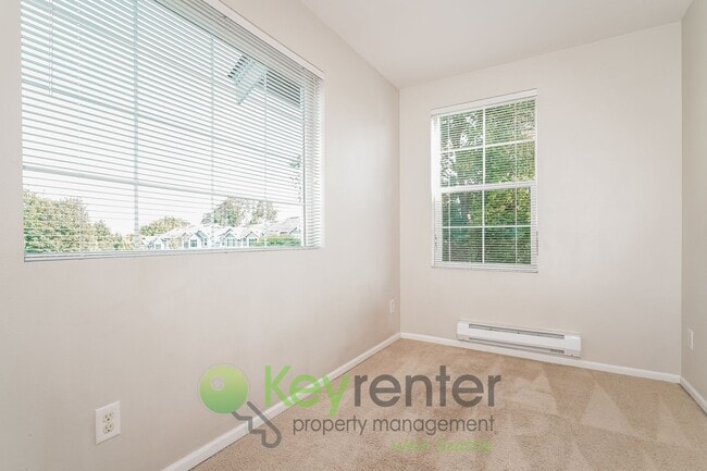 Building Photo - **Rent Special** Luxury 3-Bedroom with Pri...