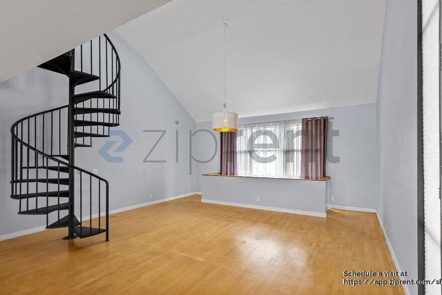 Building Photo - 3016 Filbert St