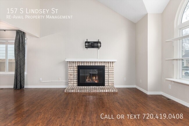 Building Photo - 157 S Lindsey St
