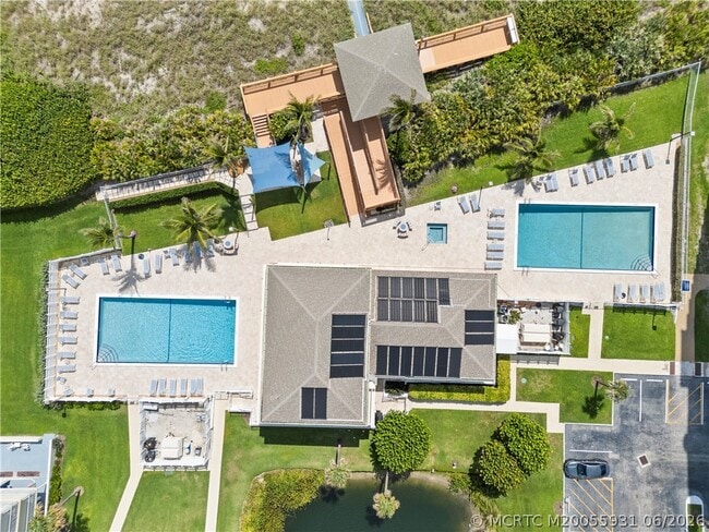Building Photo - 10680 S Ocean Dr