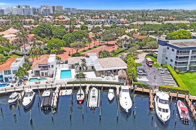 Building Photo - 683 Pelican Way