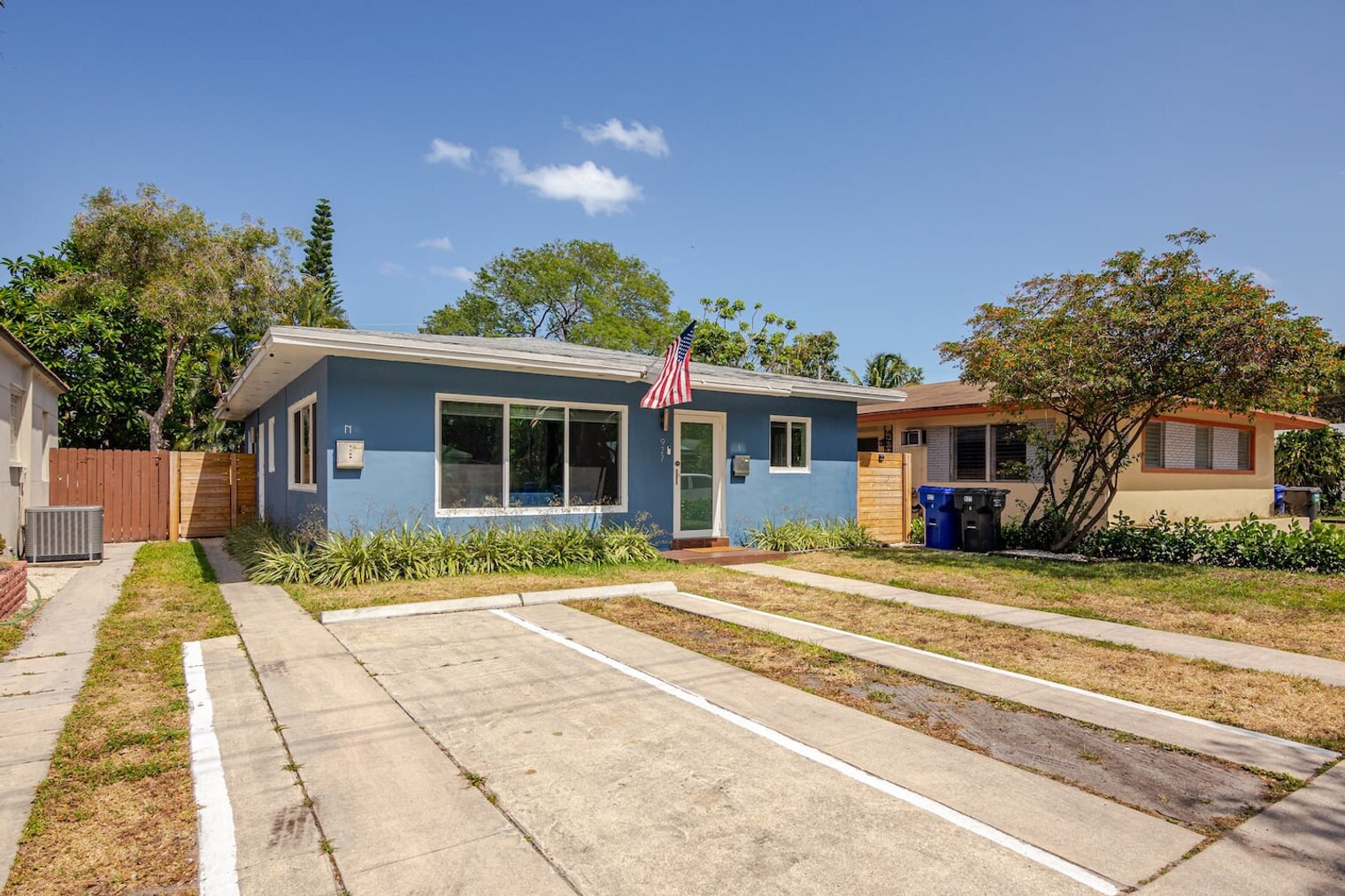 Building Photo - 927 N 17th Ave