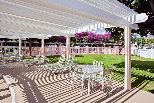 Building Photo - 2 Bedroom, 2 Bath, 2 Car Garage for rent a...