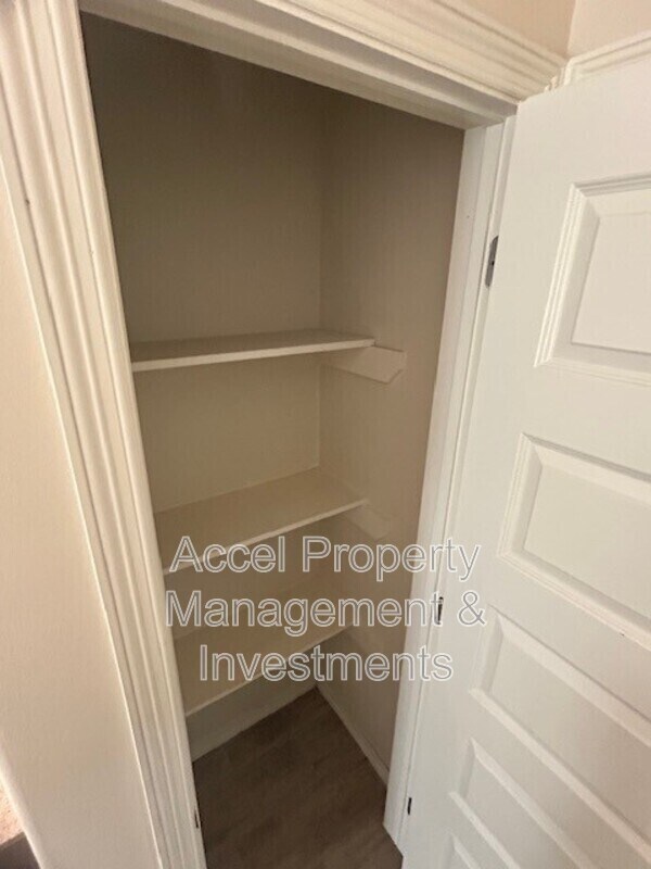 Building Photo - 3713 Whitewing Ave