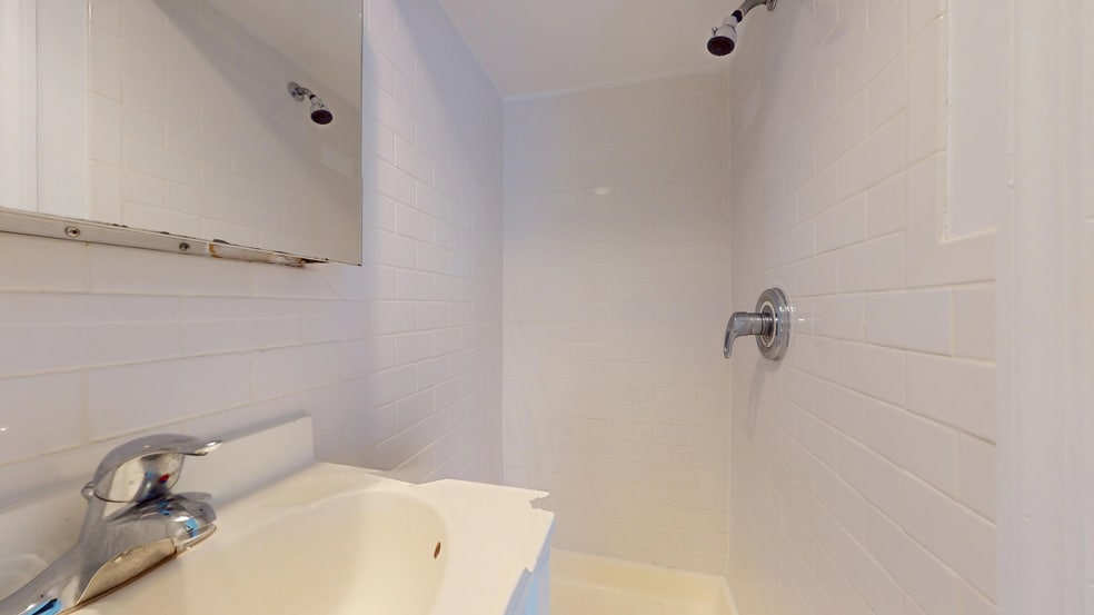 Building Photo - 3 Centre Market Pl