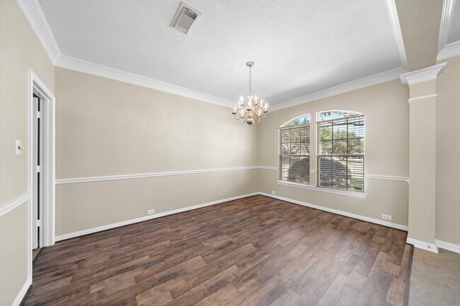 Building Photo - 19335 Lincoln Heights Ln