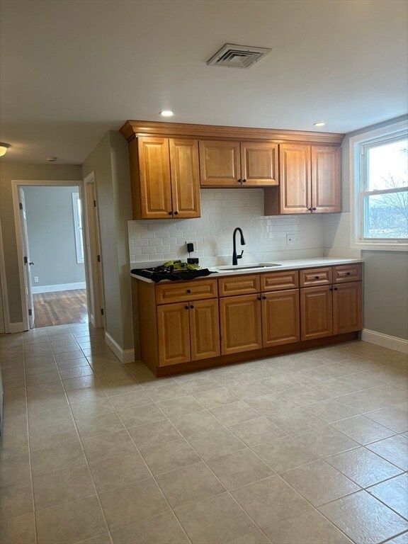 Building Photo - 63 Callender St