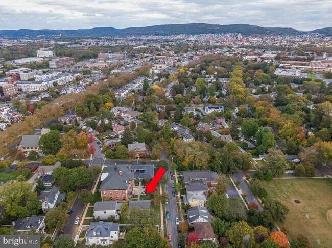 Building Photo - 1116 Belmont Ave