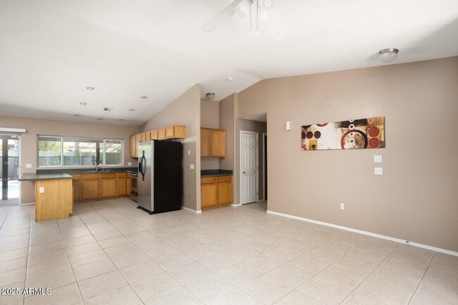 Building Photo - 4077 E Cholla St