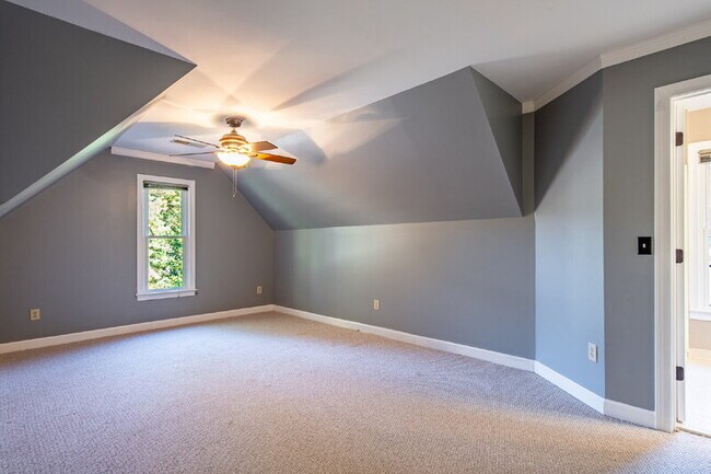 Building Photo - 3 Buckingham Ct