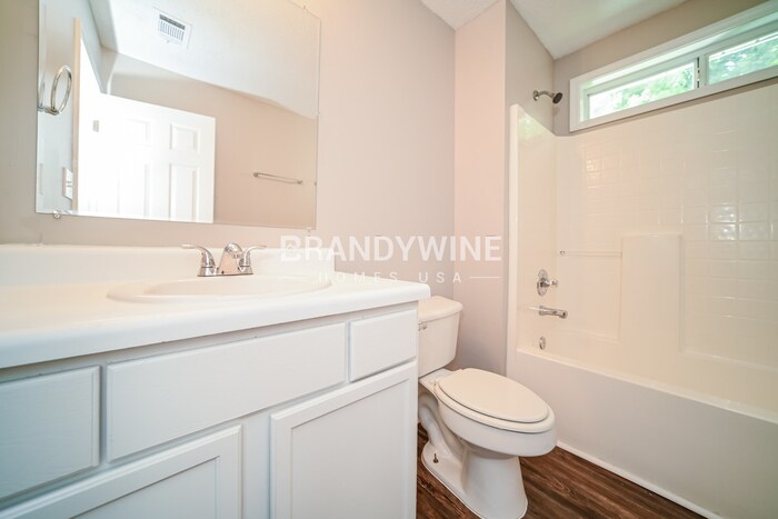 Building Photo - 5029 Wolfcreek Hl