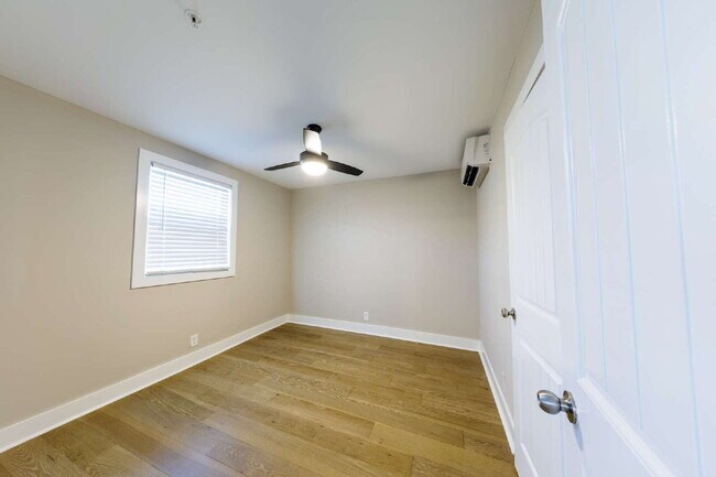 Building Photo - Renovated 2 Bed in Elizabeth Park for Lease w/ FLEXIBLE Lease Terms!!