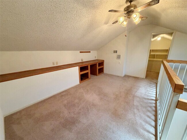 Building Photo - 13323 Wells River Dr