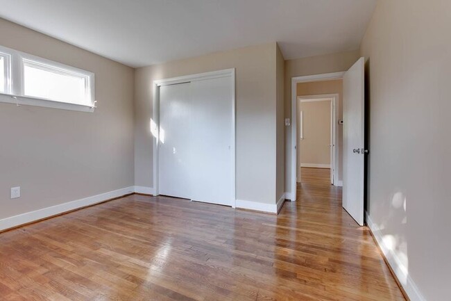 Building Photo - 4820 Chamberlayne Ave
