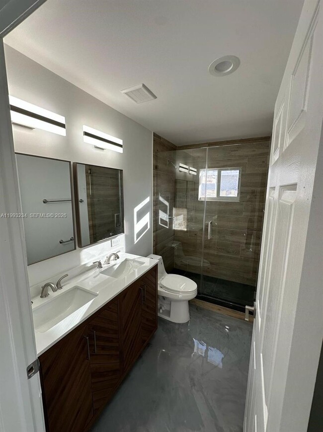 Building Photo - 2110 NW 91st Terrace