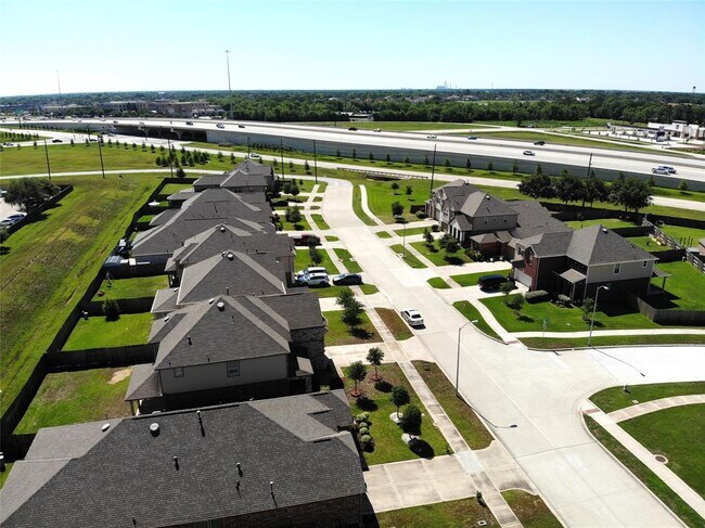 Building Photo - 22230 Wave Hill Ln