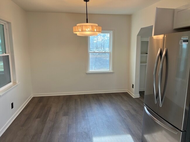 Building Photo - 1859 US-158