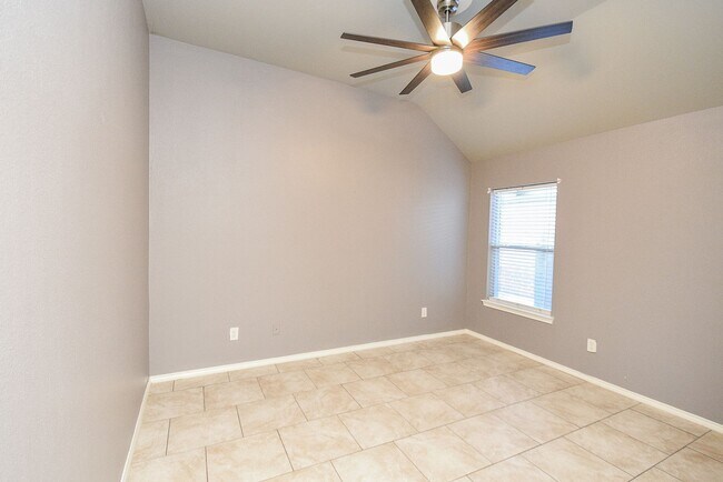 Building Photo - 9235 Black Tooth Way