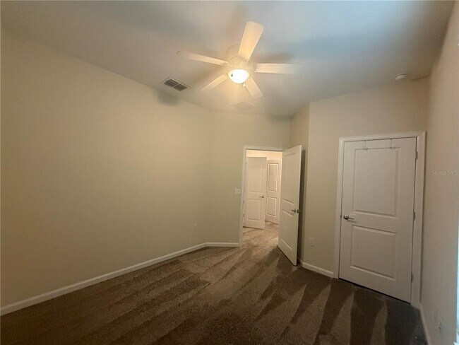 Building Photo - 8513 Golf Wy