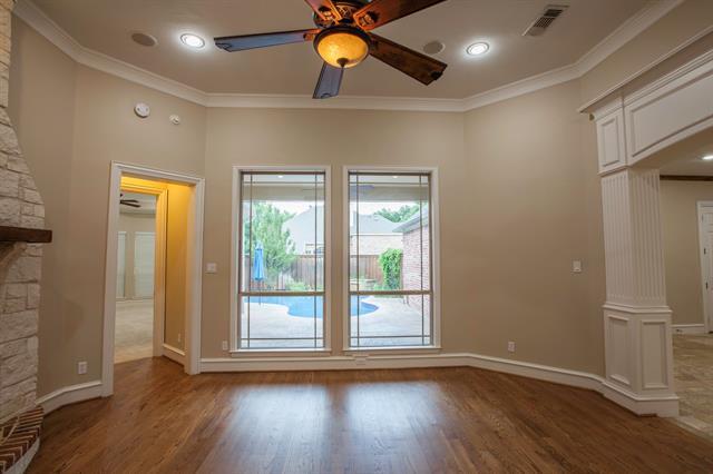 Building Photo - 8100 Rosemont Dr