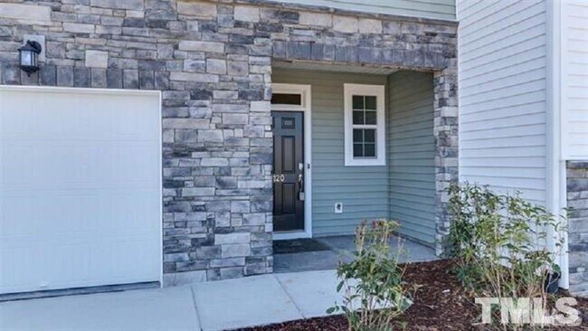Building Photo - 120 Cambria Ln