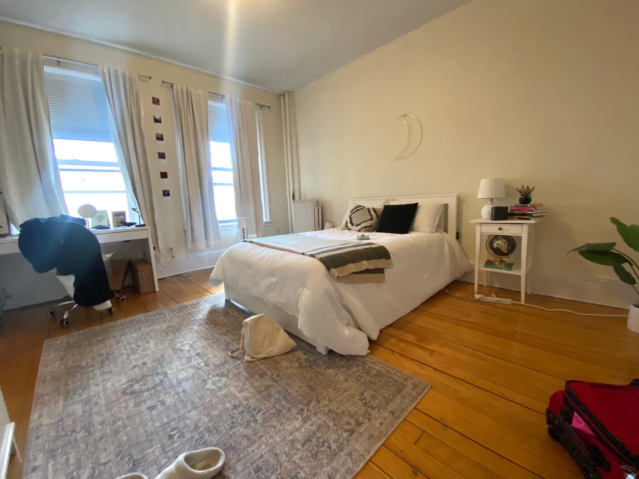 Building Photo - 12 Glenville Ave