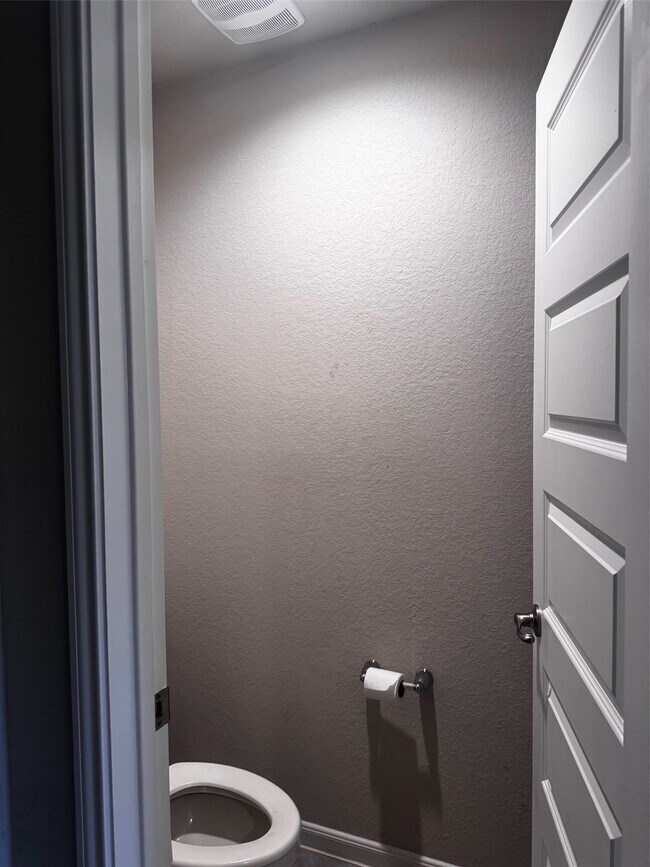 Building Photo - 5515 Russett Bay Ct