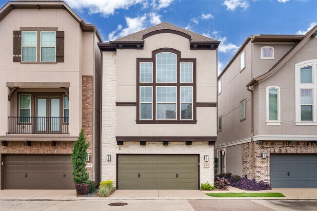 Building Photo - 1303 Edwinstowe Trl
