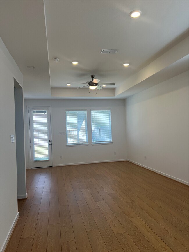 Building Photo - 22111 Strathfield Cir