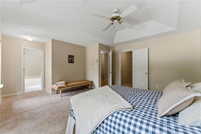 Building Photo - 4295 Cabretta Dr
