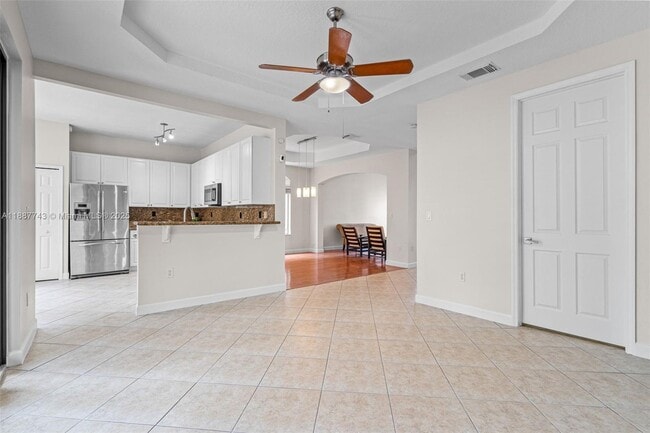 Building Photo - 6423 SW 162nd Path