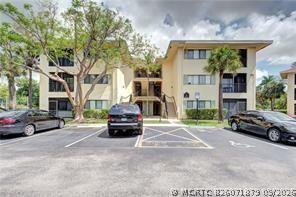 Building Photo - 2445 SW 18th Terrace
