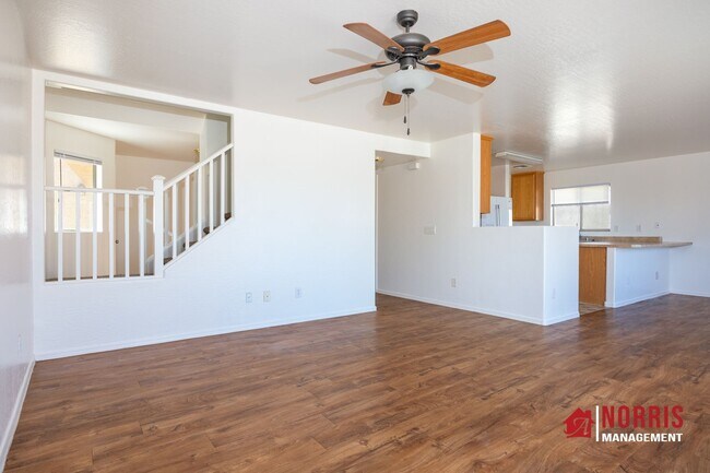 Building Photo - Spacious Home in Magic Ranch in Florence