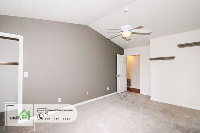 Building Photo - 3112 Riesling Path