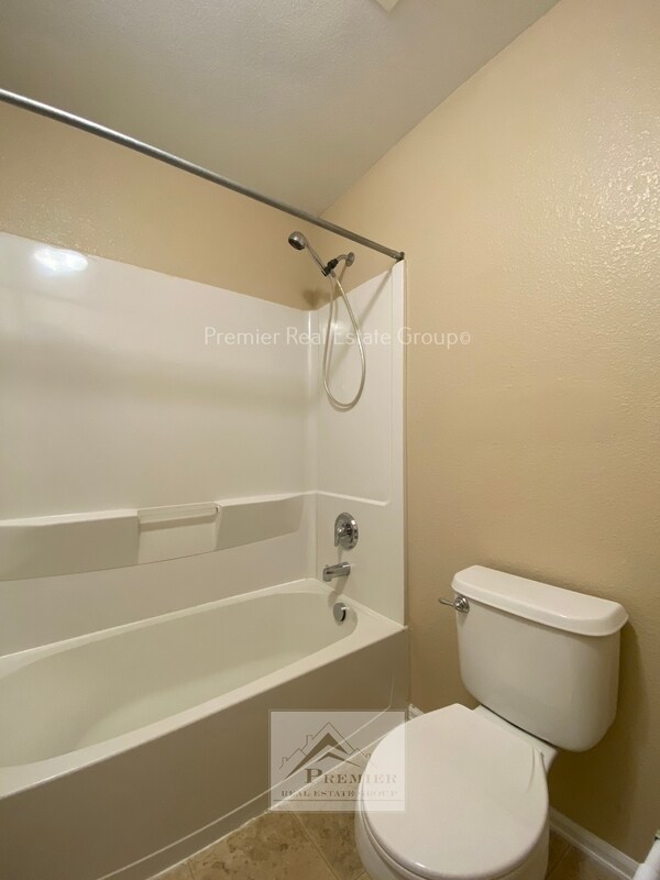 Building Photo - 7630 Duck Hawk Pl