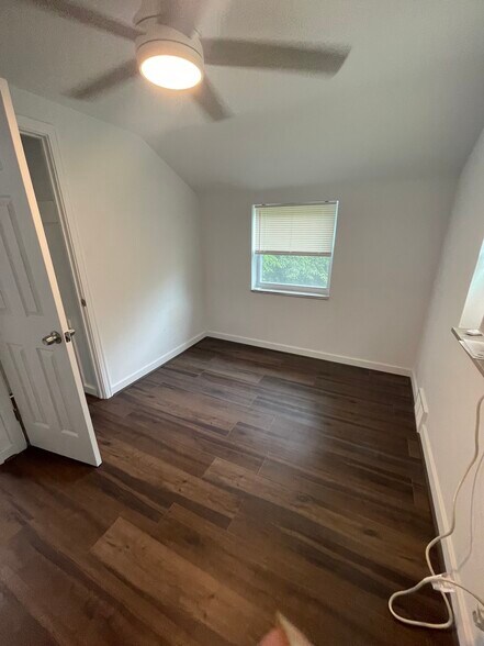 Bedroom 2 - 228 Ridgewood Ave