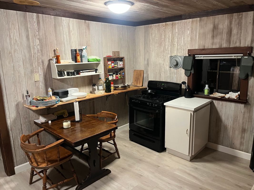 Building Photo - 315 Cypress Ave