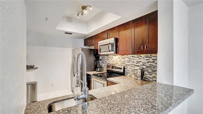 Building Photo - 771 SW 148th Ave