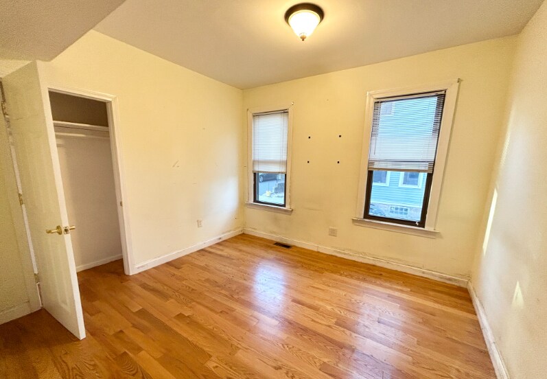Building Photo - 1623 Tremont St