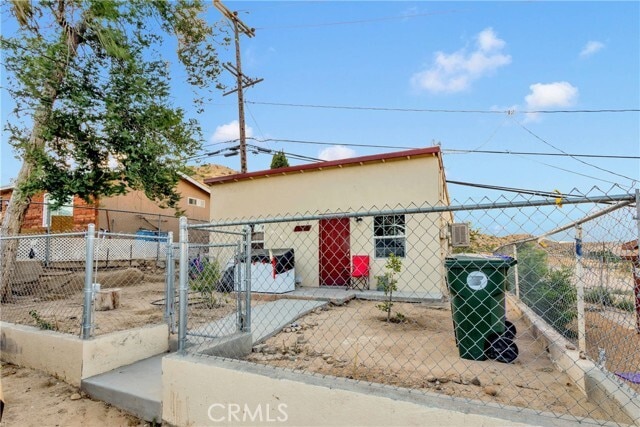Building Photo - 15574 2nd St