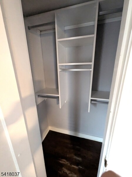 Building Photo - 651 Crescent Dr