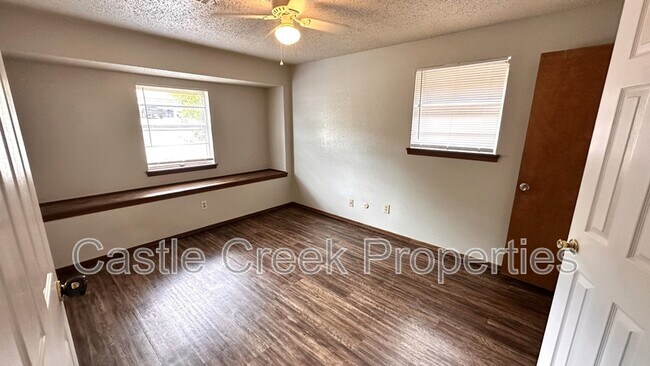 Building Photo - 5305 Brookdale Dr