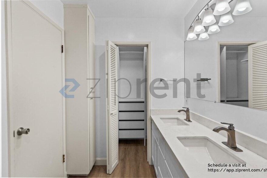 Building Photo - 3848 James Ave